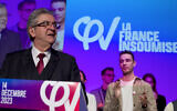 Le fondateur du parti d'extrême-gauche la France Insoumise (LFI), Jean-Luc Mélenchon, prononce un discours à Rennes, le 14 décembre 2023. (Crédit : GUILLAUME SOUVANT / AFP)