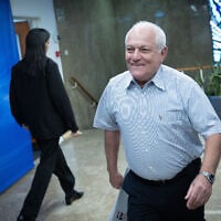 Le ministre du Tourisme Haïm Katz arrivant à une réunion du cabinet, au bureau du Premier ministre, à Jérusalem, le 10 décembre 2023. (Crédit : Yonatan Sindel/Flash90)