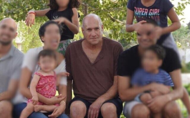 Eliyahu Orgad, assassiné par des terroristes du Hamas dans le kibboutz Kfar Aza le 7 octobre 2023. (Crédit : Autorisation) Eliyahu Orgad, assassiné par des terroristes du Hamas dans le kibboutz Kfar Aza le 7 octobre 2023. (Crédit : Autorisation)