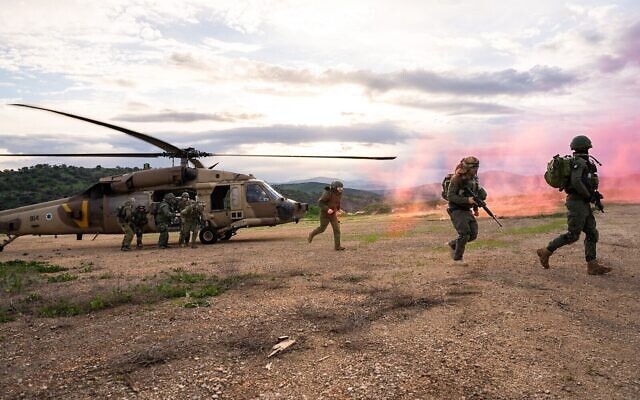 Les troupes en opération dans le nord de la bande de Gaza, une photo diffusée le 8 février 2024. (Crédit : Armée israélienne)