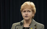 L'envoyée spéciale chargée de surveiller et de combattre l'antisémitisme, l'ambassadrice Deborah Lipstadt, s'exprimant lors d'un événement au Capitole, à Washington, le 14 février 2024. (Credit : Susan Walsh/AP Photo)