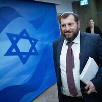 Le ministre du Patrimoine Amichaï Eliyahu arrivant à une conférence du gouvernement, au Bureau du Premier ministre, le 10 décembre 2023. (Crédit :  Yonatan Sindel/Flash90)