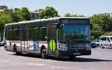Un bus RATP, à Paris, en 2016. (Crédit : PR180.2 — Irisbus Citélis Line 3188 RATP, ligne 73, Paris / CC BY-SA 2.0)