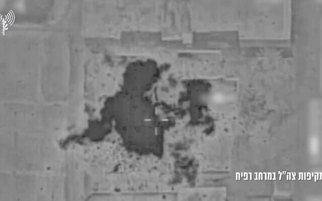 Des images de l'opération de sauvetage d'otages menée par l'armée israélienne le 12 février 2024. (Crédit : Capture d'écran/Armée israélienne) Des images de l'opération de sauvetage d'otages menée par l'armée israélienne le 12 février 2024. (Crédit : Capture d'écran/Armée israélienne)