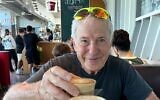 Rony Levy, assassiné par des terroristes palestiniens du Hamas dans sa maison du kibboutz Beeri le 7 octobre 2023. (Crédit : Autorisation)