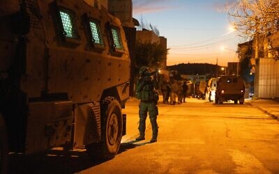 L'armée israélienne opère en Cisjordanie, le 13 mars 2024. (Crédit : Tsahal)