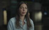 L'ex-otage Moran Stela Yanai, 40 ans, parle avec l'émission 'Uvda' de la Douzième chaîne, le 28 mars 2024. (Crédit : Capture d'écran ; utilisée conformément à l'article 27a de la loi sur les droits d'auteur)