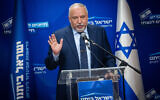 Le président du parti Yisrael Beytenu Avigdor Liberman lors d'une réunion de faction à la Knesset, le 18 mars 2024. (Crédit :  Yonatan Sindel/ Flash90)