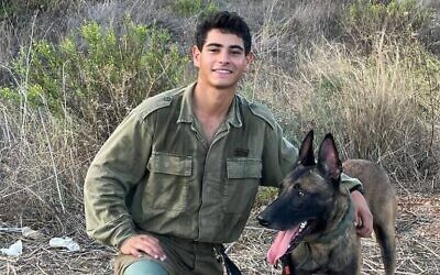 Le sergent d'état-major David Sasson, 21 ans, tué au combat à Gaza le 6 mars 2024. (Crédit : Armée israélienne)
