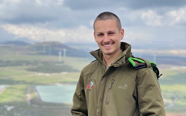 Le sergent de première classe Lior Raviv. (Crédit : Armée israélienne)