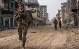 Les soldats de Tsahal mènent une opération dans la bande de Gaza sur une photo non-datée diffusée le 2 mars 2024. (Crédit : Armée israélienne)