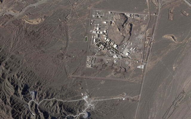 Cette photo satellite de Planet Labs PBC montrant le site nucléaire iranien de Natanz, le 14 avril 2023. (Crédit : Planet Labs PBC via AP)