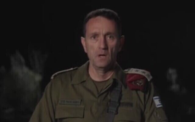 Le chef d'état-major de l'armée israélienne, Herzi Halevi, lors d'une déclaration vidéo enregistrée le 3 avril 2024. (Crédit : Capture d'écran/X) Le chef d'état-major de l'armée israélienne, Herzi Halevi, lors d'une déclaration vidéo enregistrée le 3 avril 2024. (Crédit : Capture d'écran/X)