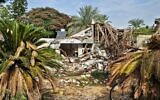 La maison démolie de Chana et de Yoav Halperin, au kibboutz Kfar Aza. (Crédit : Commandement du Front intérieur de l’armée israélienne)