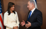 Le Premier ministre Benjamin Netanyahu rencontre l'ancienne ambassadrice américaine auprès de l'ONU Nikki Haley, le 29 mai 2024. (Crédit : Haim Zach/GPO)