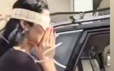 Arrestation de Rasha Kareem par la police, le 30 mai 2024. (Crédit : Capture d'écran/X)