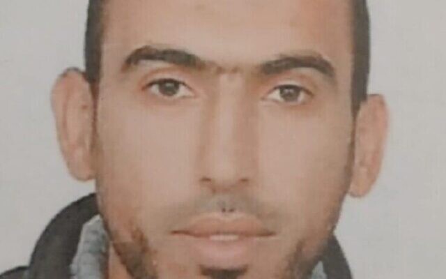 Le commandant du Jihad islamique palestinien, Iman Zareb, qui, selon l'armée et le Shin Bet, a été tué lors d'une frappe à Rafah, sur une image diffusée le 4 mai 2024. (Crédit : Armée israélienne) Le commandant du Jihad islamique palestinien, Iman Zareb, qui, selon l'armée et le Shin Bet, a été tué lors d'une frappe à Rafah, sur une image diffusée le 4 mai 2024. (Crédit : Armée israélienne)