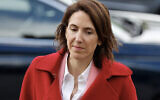 La présidente de Renaissance Europe, Valerie Hayer, arrive à une réunion du parti avant la conférence européenne sur la défense et la sécurité au siège de l'UE à Bruxelles, le 17 avril 2024. (Crédit : Ludovic Marin/AFP)