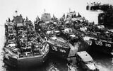 Les Landing Craft, Vehicle, Personnel (LCVP) américains photographiés en juin 1944, dans le port de Portsmouth, avant le débarquement de Normandie, en France. (Crédit : Photo de diverses sources/AFP)