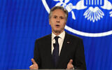 Illustration : Le Secrétaire d'État américain Antony Blinken s'exprimant lors de la conférence RSA, à San Francisco, le 6 mai 2024. (Crédit : Jeff Chiu/AP)