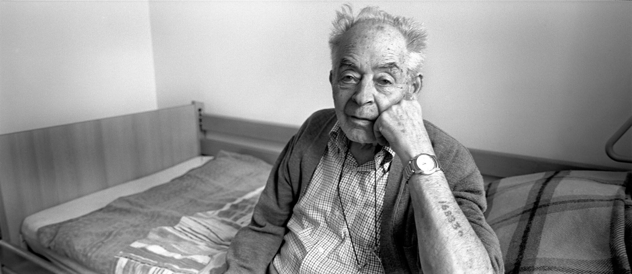 Oldrich Stransky, né en 1921, photographié à Prague, en République tchèque, en 2014.  (Crédit : Dennis Carlyle Darling)