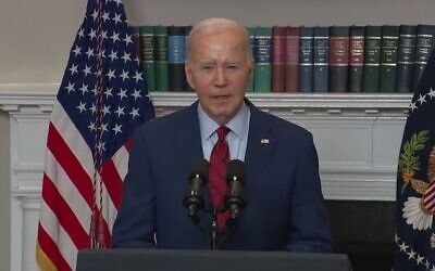 Le président américain Joe Biden s'exprime à la Maison Blanche, le 2 mai 2024. (Crédit : Capture d'écran/YouTube)