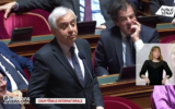 Roger Karoutchi, sénateur LR, au Sénat, le 22 mai 2024. (Crédit : Capture d’écran Public Sénat)