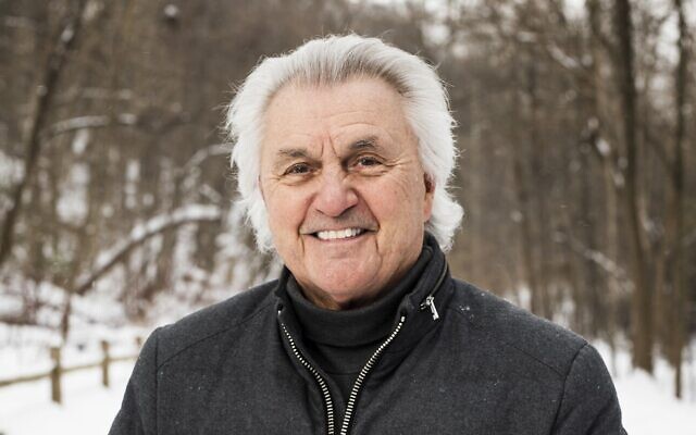 Le romancier John Irving, dont la venue était annoncée pour le prochain Festival des écrivains de Jérusalem, qui commence le 27 mai 2024, a dû annuler, victime du Covid-19 (Avec l'aimable autorisation de Derek ODonnell) Le romancier John Irving, dont la venue était annoncée pour le prochain Festival des écrivains de Jérusalem, qui commence le 27 mai 2024, a dû annuler, victime du Covid-19 (Avec l'aimable autorisation de Derek ODonnell)