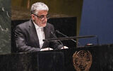 L'ambassadeur de l'Iran aux Nations unies Amir Saeid Iravani lors de l'assemblée générale de l'ONU à New York, le 23 février 2023.  (Crédit :  AP Photo/Bebeto Matthews)