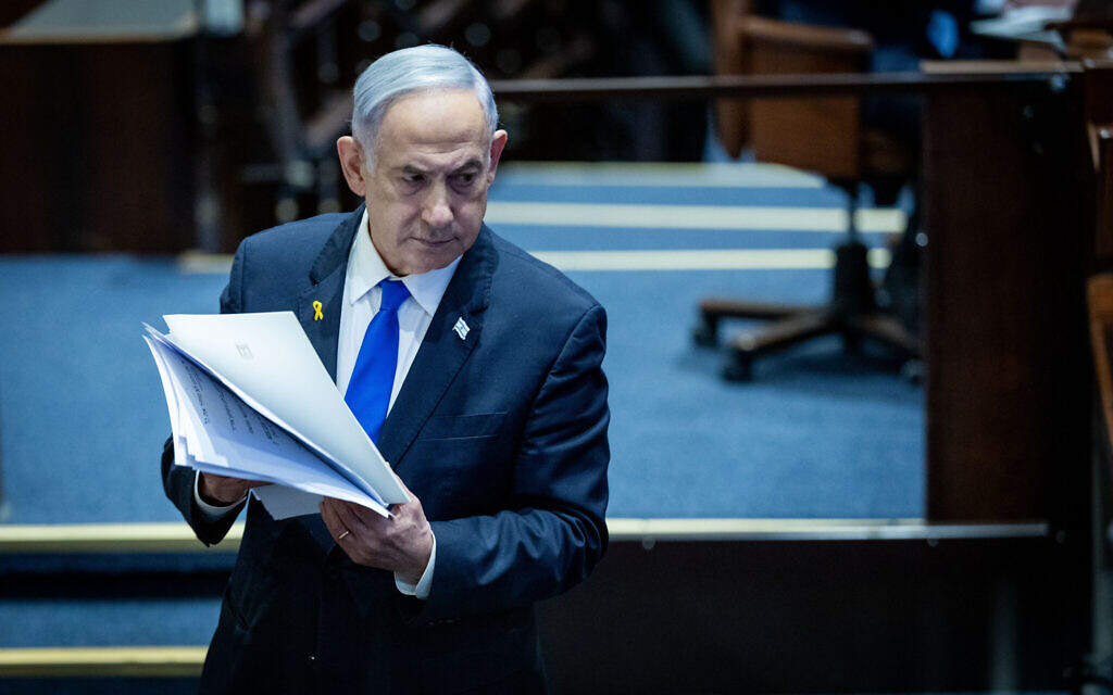 Le Premier ministre Benjamin Netanyahu à la Knesset, le 27 mai 2024. (Crédit : Yonatan Sindel/Flash90)