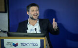 Le ministre des Finances Bezalel Smotrich, chef du parti HaTzionout HaDatit, lors d'une conférence du journal israélien Makor Rishon, à Jérusalem, le 30 juin 2024. (Crédit : Yonatan Sindel/Flash90)