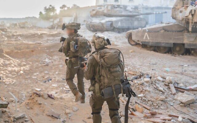 Des commandos interviennent à Rafah, dans le sud de Gaza, sur une photo publiée le 15 juin 2024. (Armée israélienne) Des commandos interviennent à Rafah, dans le sud de Gaza, sur une photo publiée le 15 juin 2024. (Armée israélienne)
