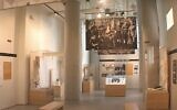 L'intérieur de l'Holocaust Center for Humanity de Seattle à Washington, le 31 mars 2016. (Capture d'écran via YouTube via JTA)