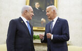Le président Joe Biden rencontrant le Premier ministre israélien Benjamin Netanyahu dans le bureau Ovale, à la Maison Blanche, à Washington, le 25 juillet 2024. (Crédit : Susan Walsh/AP)