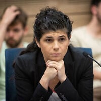 La députée Tikva Hadasha Sharren Haskel, à la Knesset, à Jérusalem, le 28 juin 2023. (Crédit : Oren Ben Hakoon/Flash90)