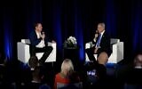 Le Premier ministre Benjamin Netanyahu (à droite) s'entretenant avec Elon Musk lors d'une discussion en direct sur la plateforme de réseau social X, à l'usine Tesla de Fremont, en Californie, le 18 septembre 2023. (Crédit : Capture d'écran X ; utilisée conformément à la clause 27a de la loi sur le droit d'auteur)