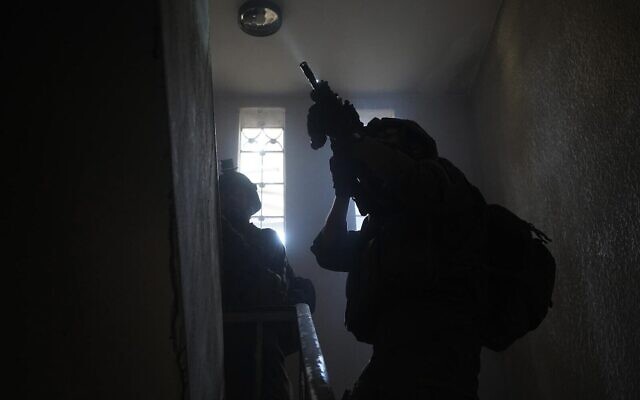 Les troupes de l'armée israélienne en opération dans la bande de Gaza, le 20 juillet 2024. (Crédit : Armée israélienne) Les troupes de l'armée israélienne en opération dans la bande de Gaza, le 20 juillet 2024. (Crédit : Armée israélienne)