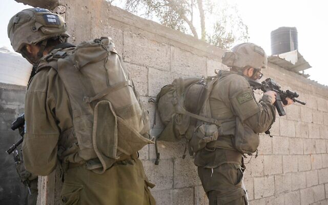 Les troupes de Tsahal opèrent dans la bande de Gaza, dans une image publiée le 15 août 2024. (Forces de défense israéliennes)