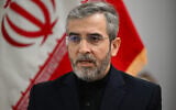 Le ministre iranien des Affaires étrangères par intérim, Ali Bagheri, à Djeddah, en Arabie saoudite, le 8 août 2024. (Crédit : Amer HILABI / AFP)