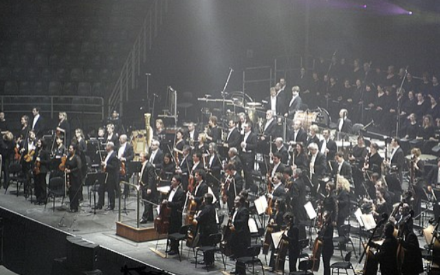 L'orchestre symphonique de Melbourne, le 12 juillet 2005. (Crédit : Wikipedia/CC BY-NC)