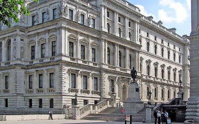 Siège du Foreign and Commonwealth Office à Londres, en 2005. (Crédit : Adrian Pingstone / Domaine public)