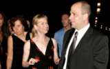 L'agent de Hollywood Brandt Joel (à droite) avec l'actrice Renée Zellweger lors du Festival du film de Venise 2005. (Crédit : J. Vespa/WireImage)