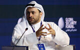 Mohammed Al-Khulaifi, ministre d'État au ministère qatari des Affaires étrangères, lors de la séance d'ouverture du Forum sur la sécurité mondiale à Doha, le 20 mai 2024. (Crédit : Karim Jaafar/AFP)