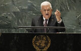 Le dirigeant de l'Autorité palestinienne, Mahmoud Abbas, à la tribune de la 79ᵉ session de l'Assemblée générale des Nations unies, au siège de l'ONU, à New York, le 26 septembre 2024. (Crédit : Frank Franklin II/AP)