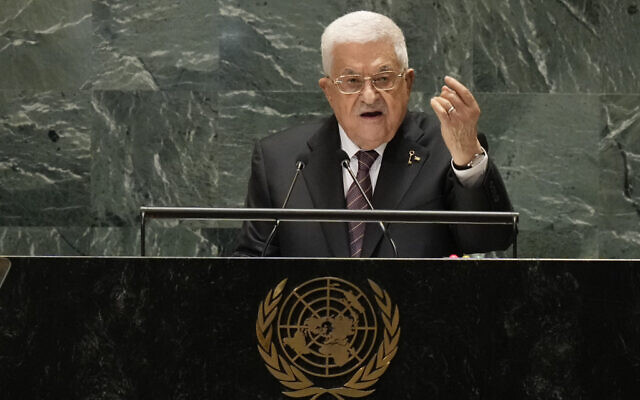 Le président de l'Autorité palestinienne, Mahmoud Abbas, à la tribune de la 79e session de l'Assemblée générale des Nations unies, au siège de l'ONU, le 26 septembre 2024. (Crédit : /Frank Franklin II/AP)
