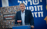 Le chef des Démocrates Yaïr Golan assistant à une réunion de faction, à la Knesset, à Jérusalem, le 22 juillet 2024. (Crédit : Yonatan Sindel/Flash90)