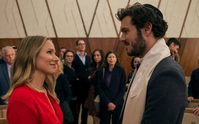 Kristen Bell, dans le rôle de Joanne, et Adam Brody, dans celui de Noah, dans 'Nobody Wants This.' (Crédit : Stefania Rosini/Netflix)