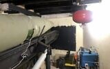 Un système de missiles du Hezbollah placé dans le grenier d'une maison dans le village de Houmine al-Tahta, au sud du Liban, sur cette photo non datée publiée le 23 septembre 2024. (Crédit : Armée israélienne)