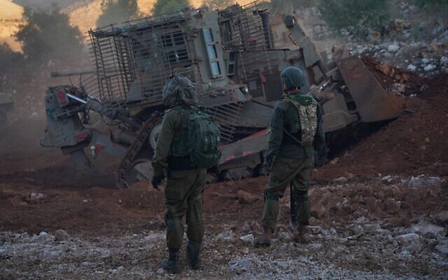 Les troupes de Tsahal opèrent dans le sud du Liban, sur une image publiée le 23 octobre 2024. (Armée israélienne)