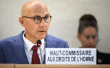 Le chef du Haut-Commissariat des Nations unies aux droits de l'homme (HCDH), Volker Türk, prononçant un discours à l'ouverture de la 57e session du Conseil des droits de l'Homme, à Genève, le 9 septembre 2024. (Crédit : Fabrice Coffrini/AFP)